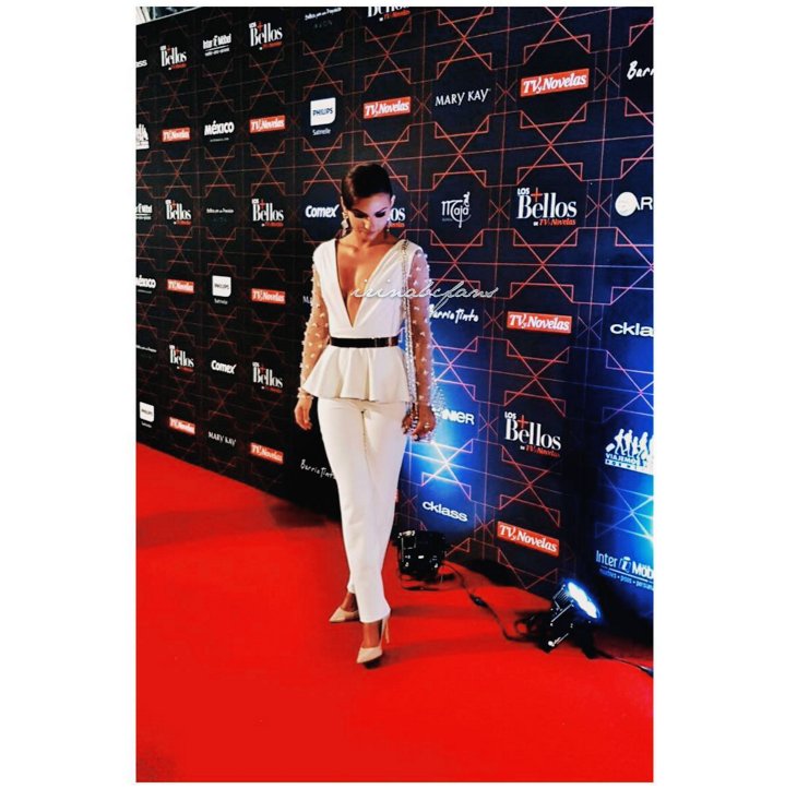 IrinaBCFans's tweet photo. @irinabaeva1 guapísima en los + bellos.🔙 https://t.co/9fj9J9GQwG
