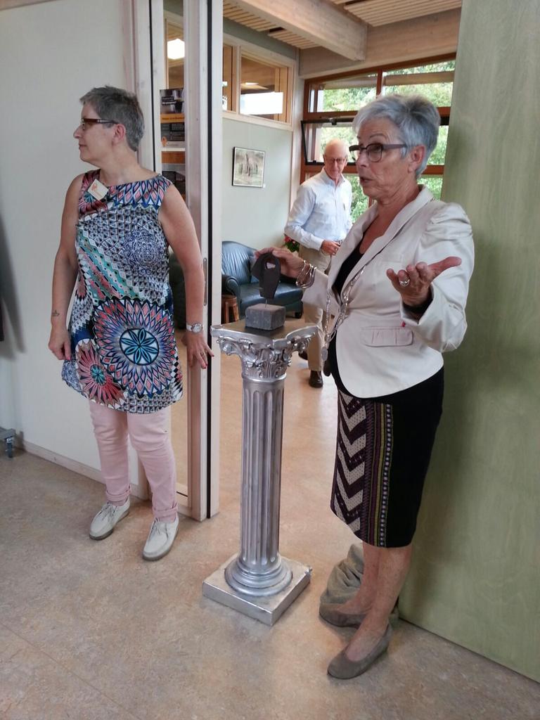 EverdienV's tweet photo. Ruim 80 genodigden bij de opening vd Bovenkamer #zutphen #driekant buiten
Fijne warme bijzondere middag Dank allen https://t.co/4WZmbDlSQX