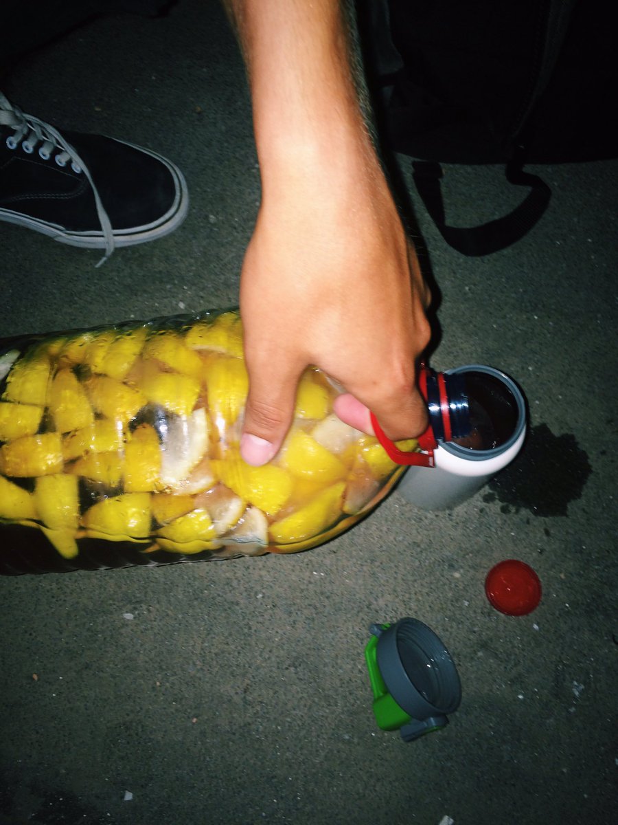 anyaboriska's tweet image. Кратко и по существу: лучшее лето в моей вожатской карьере...