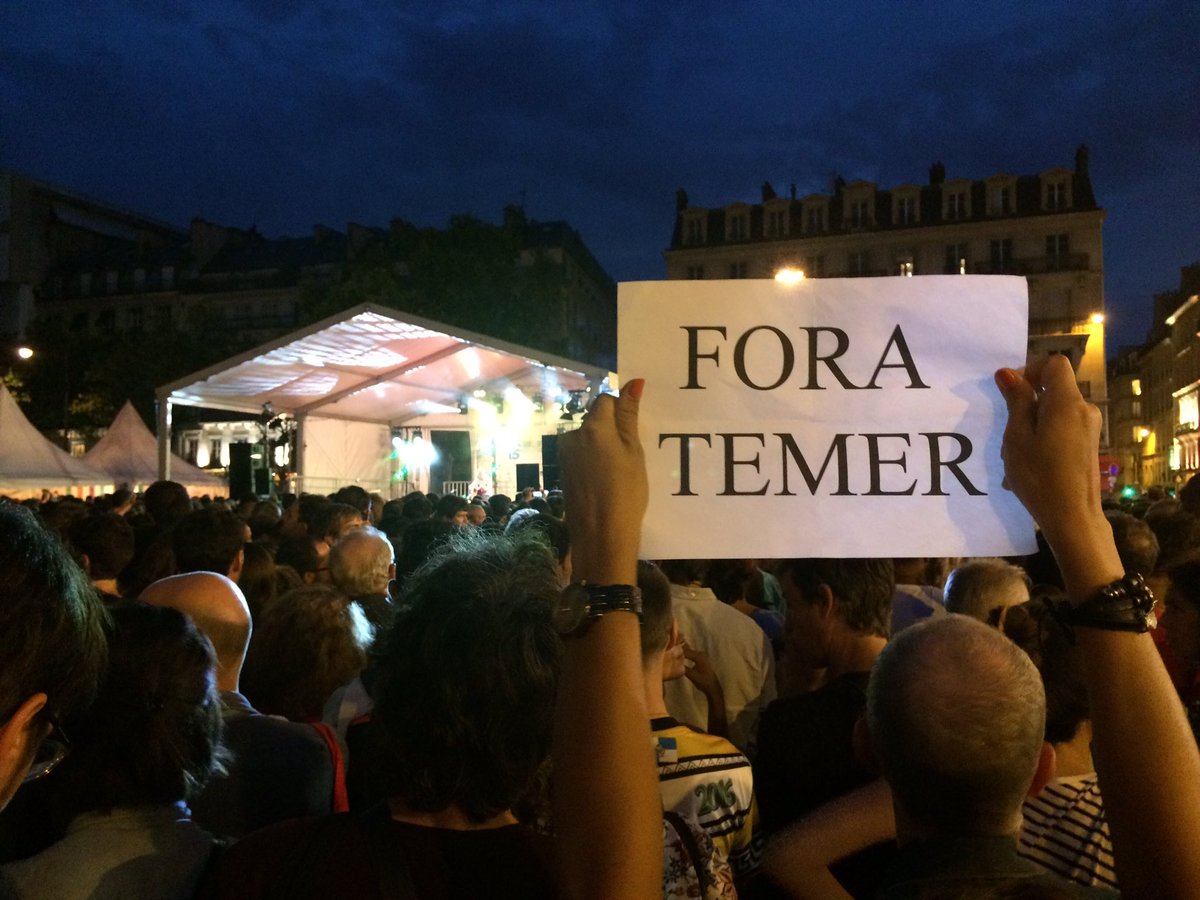 #paris #lavagedelamadeleine #brasil #temer