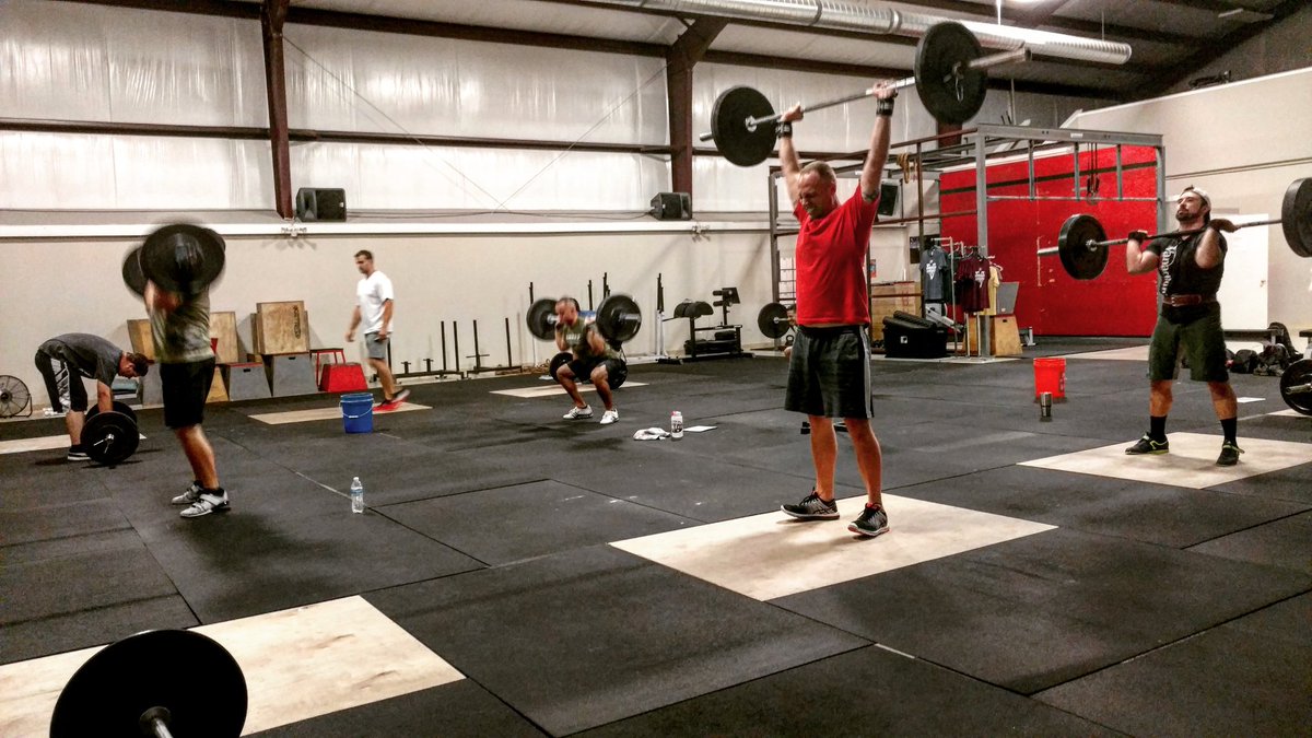 VanadiumCF23's tweet image. Neda's bday WOD 
4 rounds 
1 Bear complex x 7 
26 floor wipers
#vanadiumcrossfit #gains #bearcomplex
#happybday