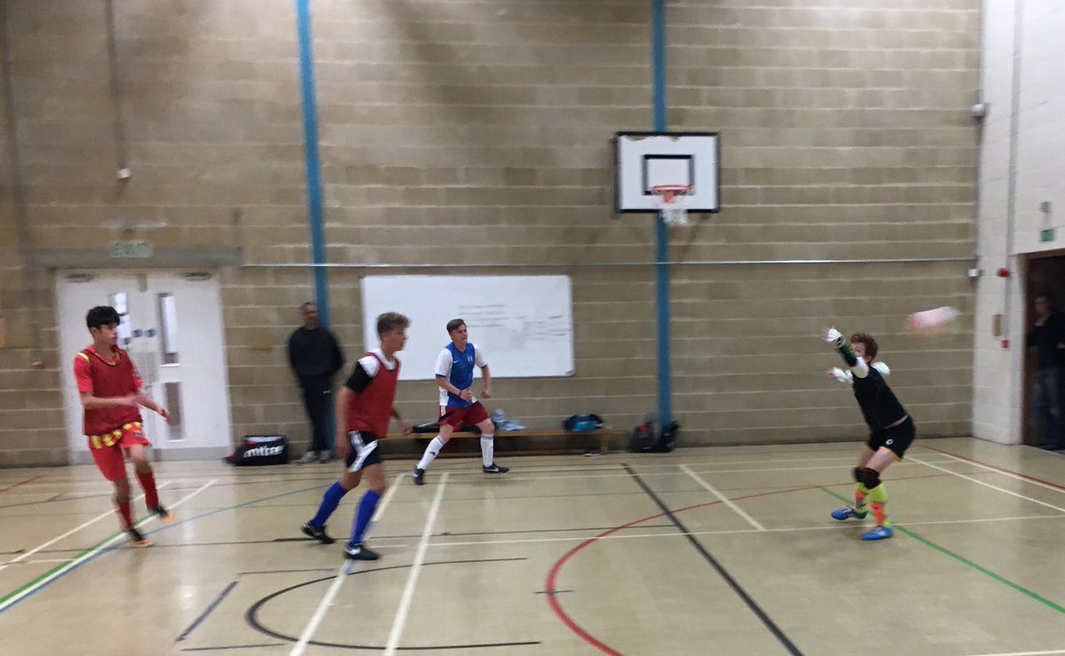 <a href="/lucasjenna/">sean conneely</a> <a href="/rdgcrosfields5s/">Futsal 5's Reading</a> <a href="/TVFutsalConf/">Thames Valley Futsal</a> Well done both teams on some quality competitive #futsal this evening