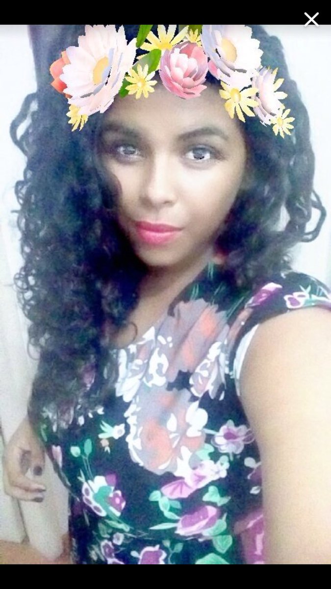reaislindasfamy's tweet photo. @louhitler lindaaaa https://t.co/r7w4d0IB7s