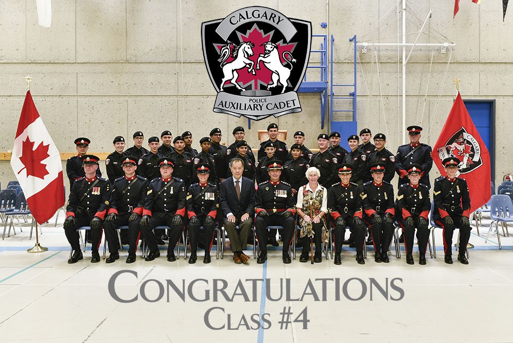 CalgaryPolice's tweet photo. Congratulations to our newest Auxiliary Cadets that graduated today.  #yyc.
More info: https://t.co/NWoBk6Ypk4 https://t.co/D7K4TjqhmP
