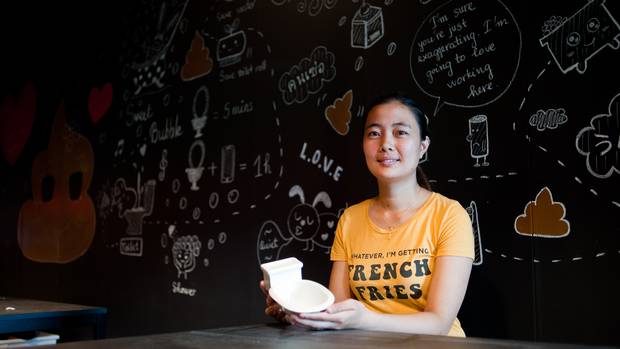 globeandmail's tweet image. Toronto’s Poop Café to serve up ‘beautiful’ excrement-themed desserts trib.al/bVO9KYm From @GlobeToronto