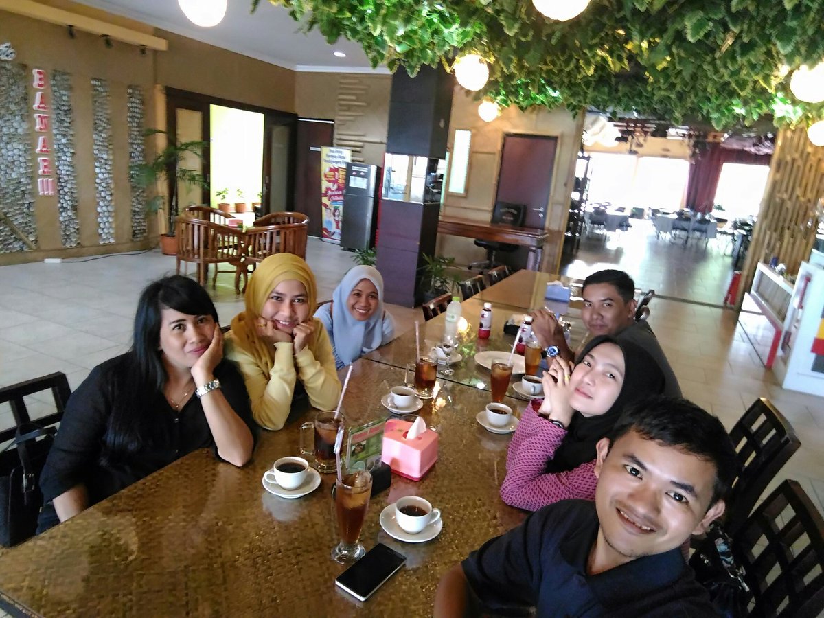 IefulBearcode's tweet image. Kenangan