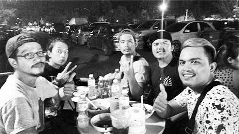 OИWARD BOOKING (@onward_official) on Twitter photo We're in bangkok now! <a href="/FuneralThirstID/">Funeral Thirst</a> "Thailand Mini Tour 2016" 
instagram.com/p/BJ4ZLnRgOcD/ We're in bangkok now! <a href="/FuneralThirstID/">Funeral Thirst</a> "Thailand Mini Tour 2016" 
instagram.com/p/BJ4ZLnRgOcD/