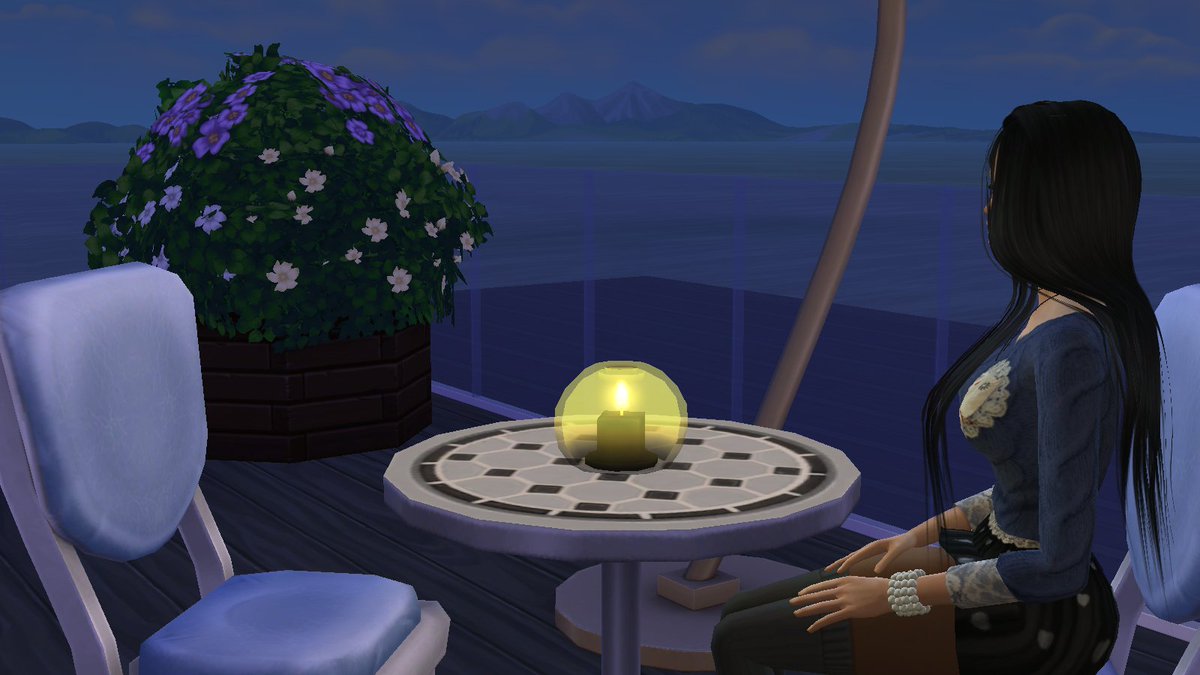 EmSimpleWorld's tweet image. #thesims #thesimsretail #alone #evening #sea #romantic #thesims4 #thesimsmods