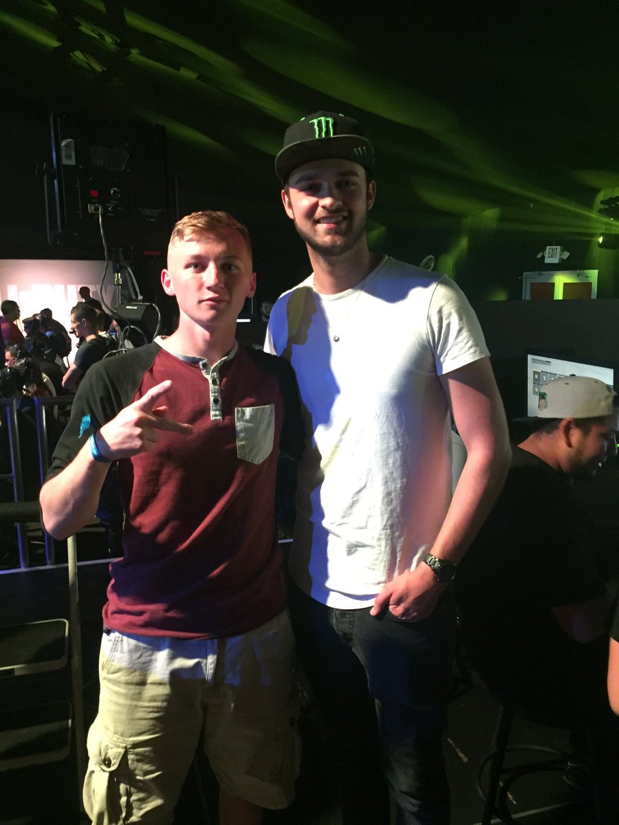 Joneszyy1's tweet photo. https://t.co/DjAcBdKKpA