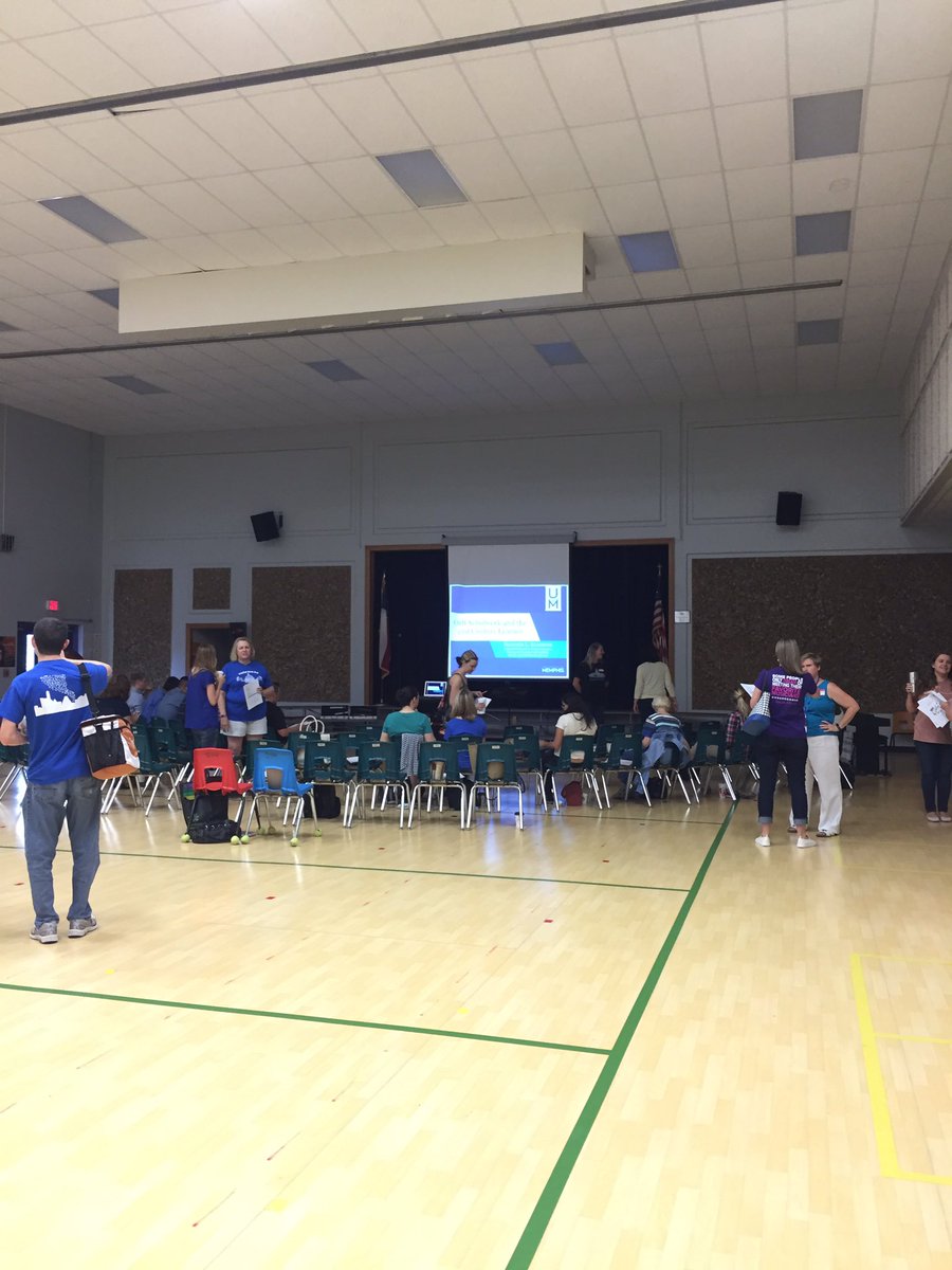 Getting ready to start our workshop with Heather Klossner <a href="/MusicL8y/">Docta K 💙🌊💙</a> - so excited 🎶🎶🎶
