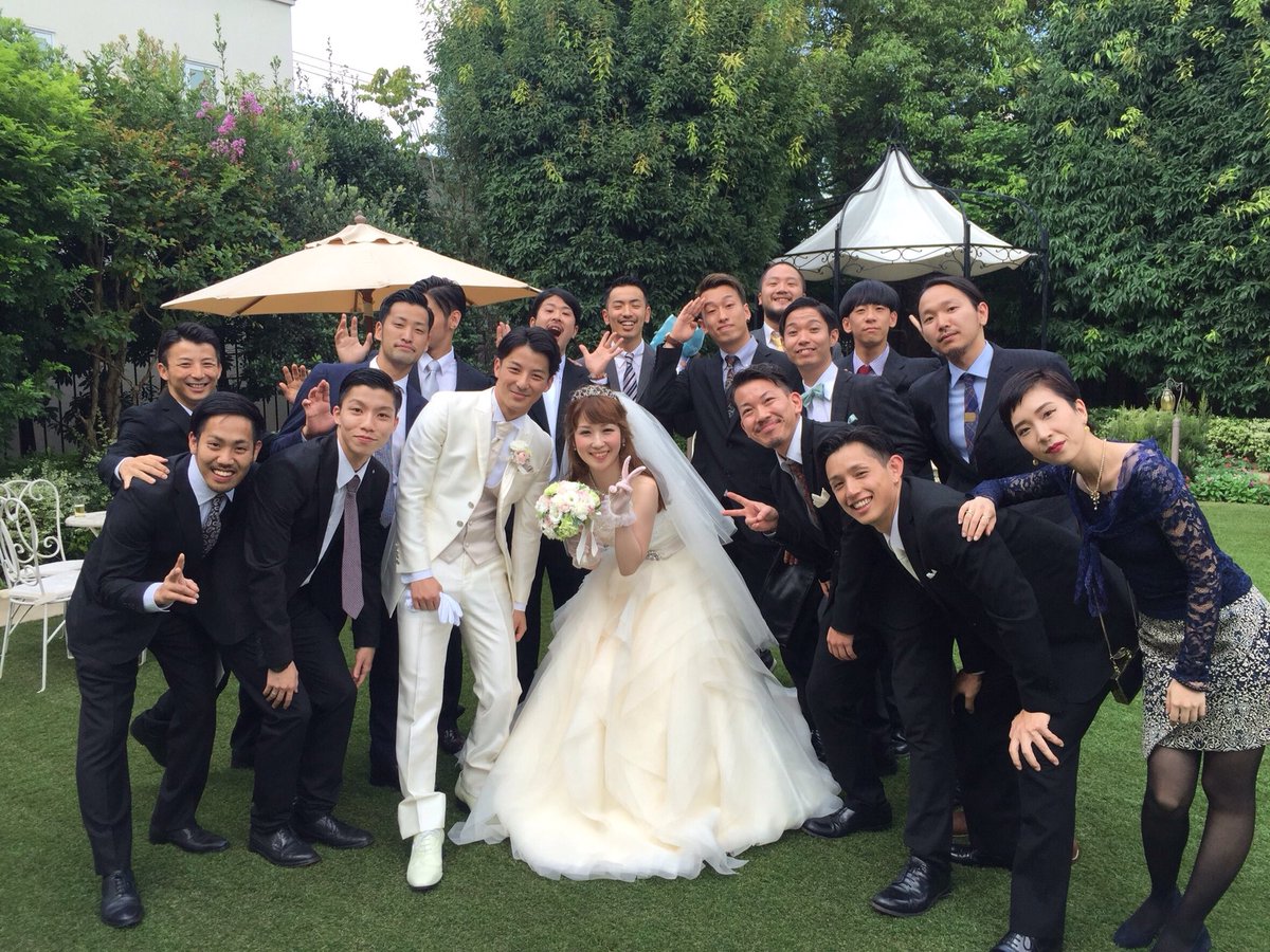 バファリン 今日はブーカラーズはやとの結婚式 昔 は口も聞きたくなかった同年代ポッパー バトルで出会って バトル以外でも会うようになって 気づけばみんなで結婚を祝福して 今でも負けたくないとかあるけど 出会いに本当に感謝 おめでとう