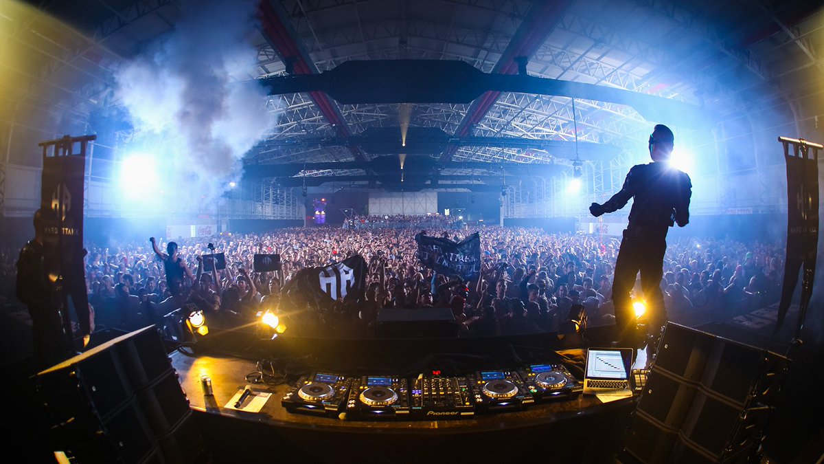 hardattakk's tweet photo. One year ago... a fully packed #Hangar at Q-Base! Enjoy the party tonight peepz!

#HardAttakk #Qbase #QB16 #Qdance https://t.co/UTcYsgjlcF