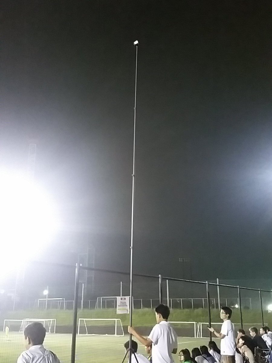 verdy1984_'s tweet photo. 何度見てもすげえ(^_^;)

前橋育英スカウティング部隊のカメラ(^_^;) https://t.co/UNiQRiOFaJ