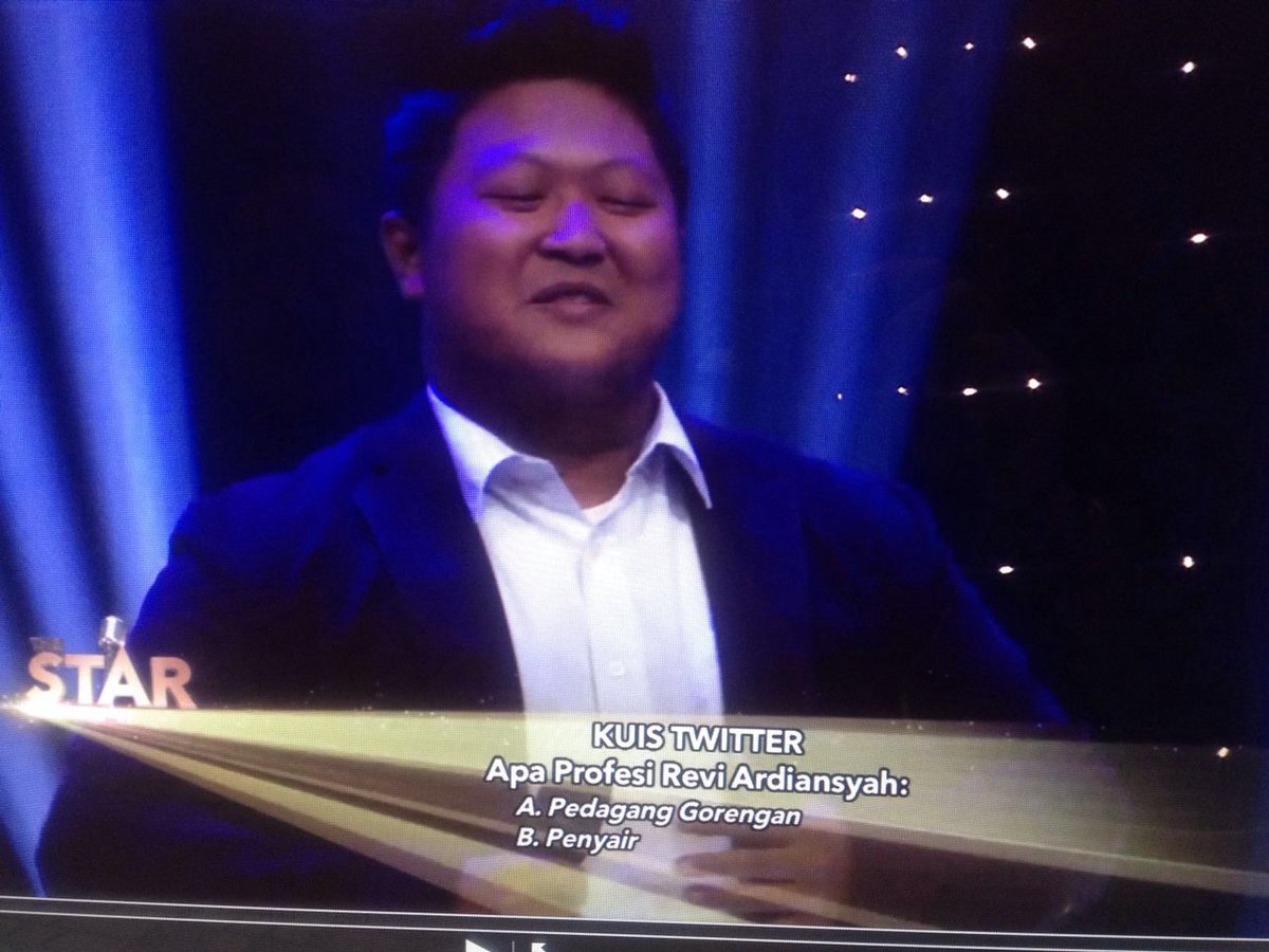 Peserta 3: Revi Ardiansyah
Tebak profesi:
A. Pedagang Gorengan
B. Penyair

Mention jwban dgn hastag #thestarditrans7