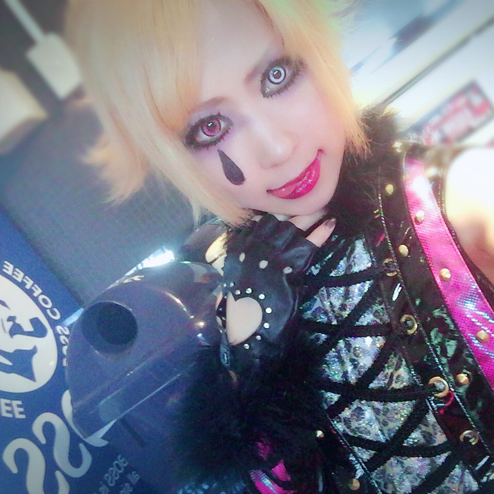 keepout_staff's tweet photo. 【拡散希望】
KeePXOUT LIVE情報

9月23、26の詳細です。
25日にもLIVEが入るかもしれません！

予約はメール（keep.territory@gmail.com）リプ、DMで受け付けております。

#拡散希望 https://t.co/JfBNBOf6fc