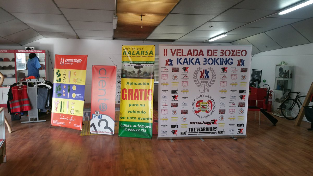 Rotulking's tweet photo. Photocall, banner, lonas o banderas https://t.co/4iKSIDMK4z