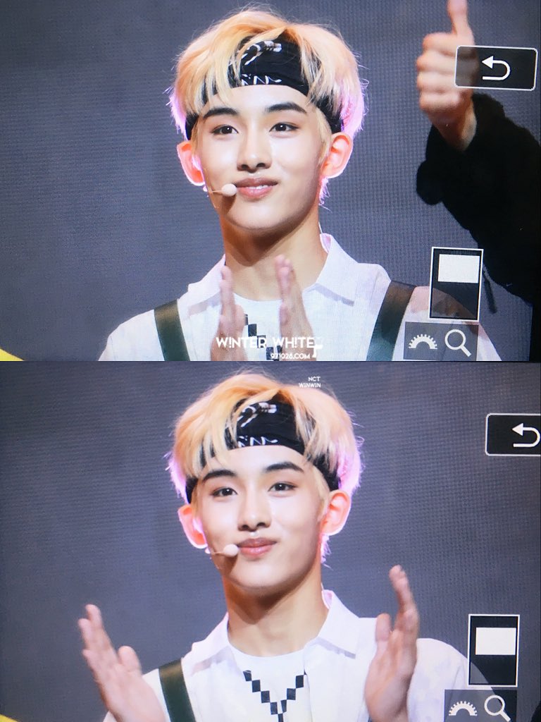 971028com's tweet photo. 160910 하남 스타필드 #WINWIN #윈윈 #昀昀 #董思成 https://t.co/hHSIxAPpEJ