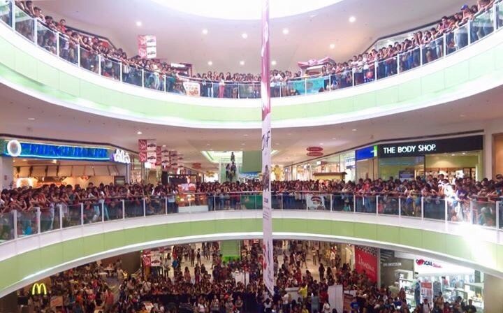 itgirlnadine's tweet photo. basta flop ang jadine yun na yun
#ThisTimeWithTeamReal https://t.co/dkfsNQgLSd