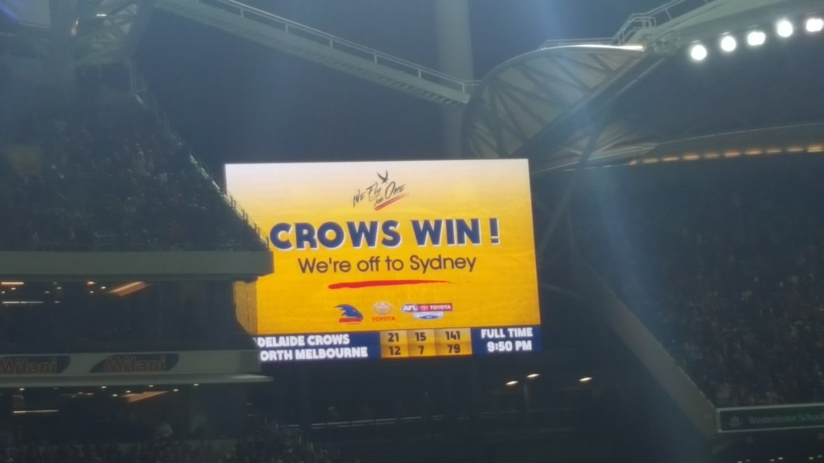 Crowpride1's tweet photo. BRING ON THE SWANS!!! #weflyasone https://t.co/1JuM0aBo9k