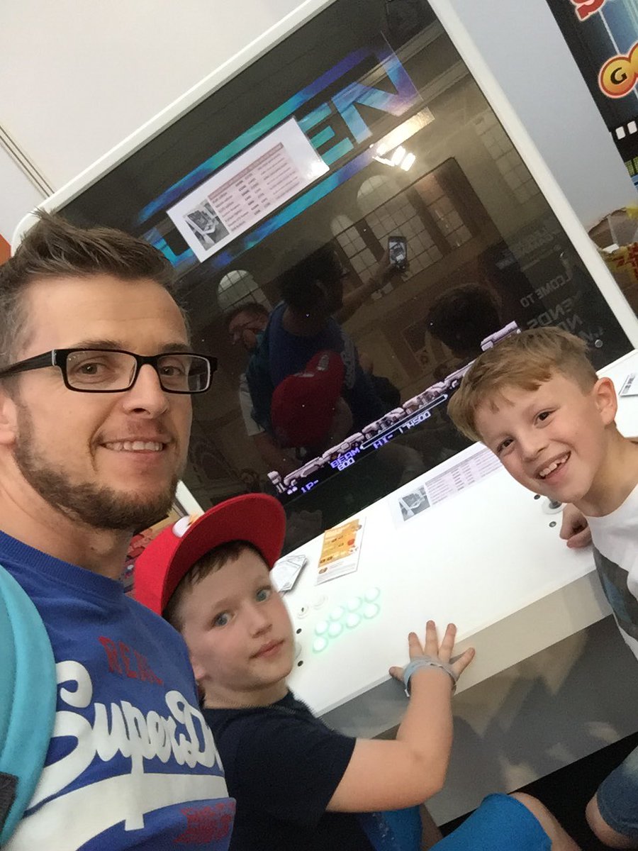 Here you go <a href="/bespokearcades/">Bespoke Arcades</a> !! Hope we win!!