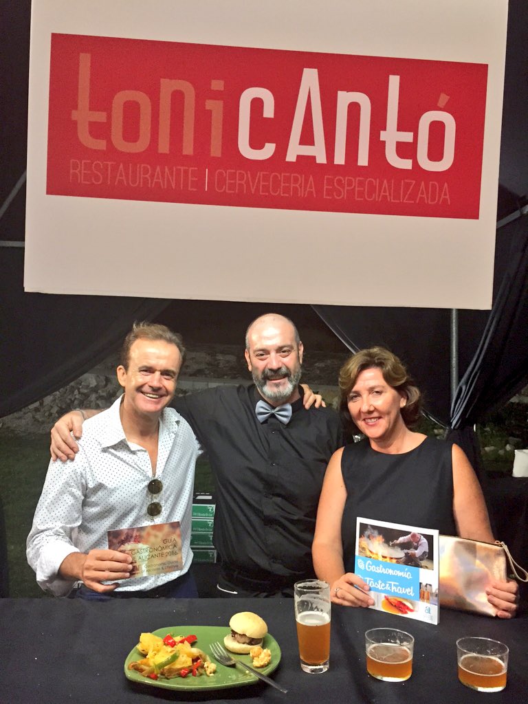 cristinarv_'s tweet photo. #Dolia2016 @auditoriTM con dos apasionados de la #gastronomía @guiagastroalc y @tonicanto71 Grandes! https://t.co/sesn1fBO2R