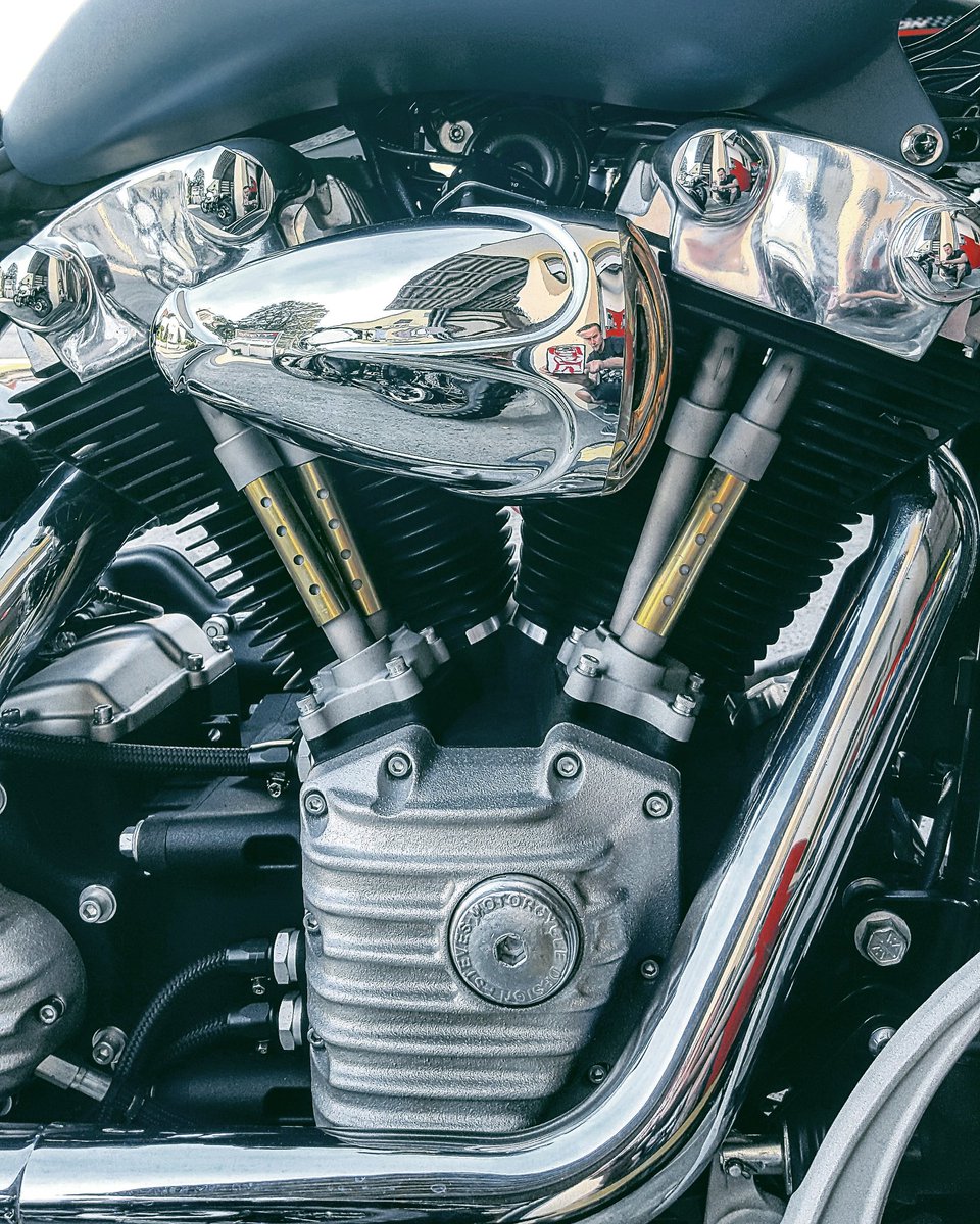 StefanRabbit's tweet image. Softail Slim #oldschool #flagstuffmotorcyclesswiss #rabbitstyle #harleydavidson #softail #stmargrethen