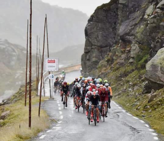 Maesi_Aregger's tweet photo. Hard day in @TourDesFjords At least in the front I haven't got so much dirt in my face 😉 #suffering @IAM_Cycling https://t.co/iWsVM3gYaS