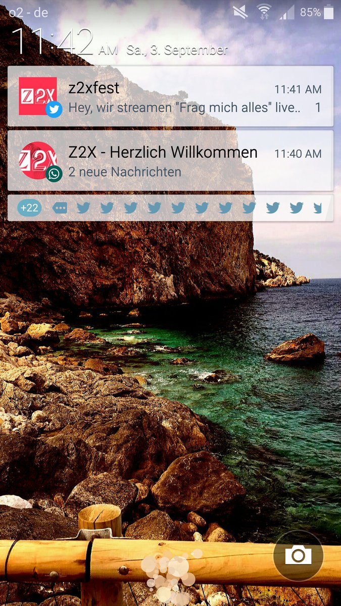JanLucGans's tweet photo. Wenn der Startbildschirm nur aus @z2xfest Nachrichten besteht.... :D
#geilerScheiß! https://t.co/pVZibgCMek