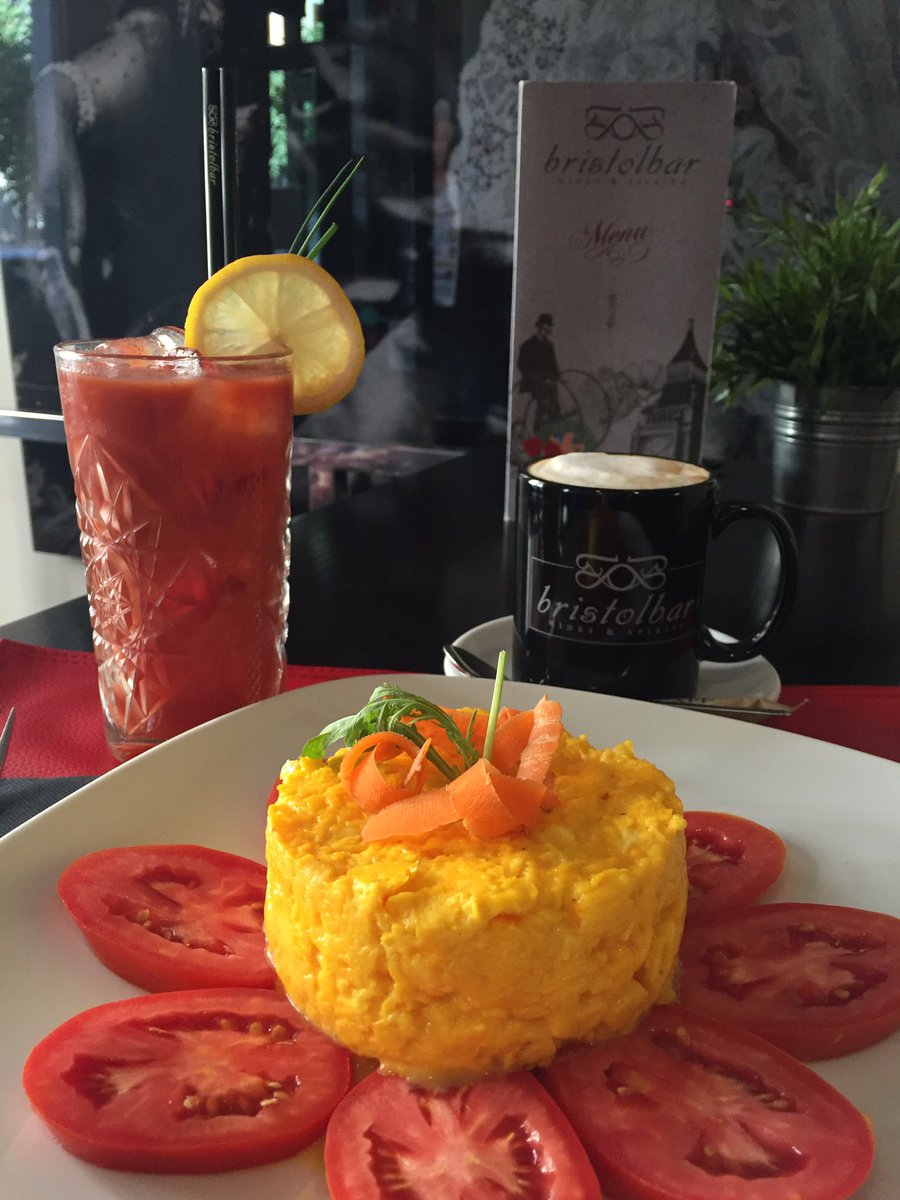 Buenos días #Madrid ya estamos para #brunch #cocktails #gintonics  bristolbar.es/reservas/