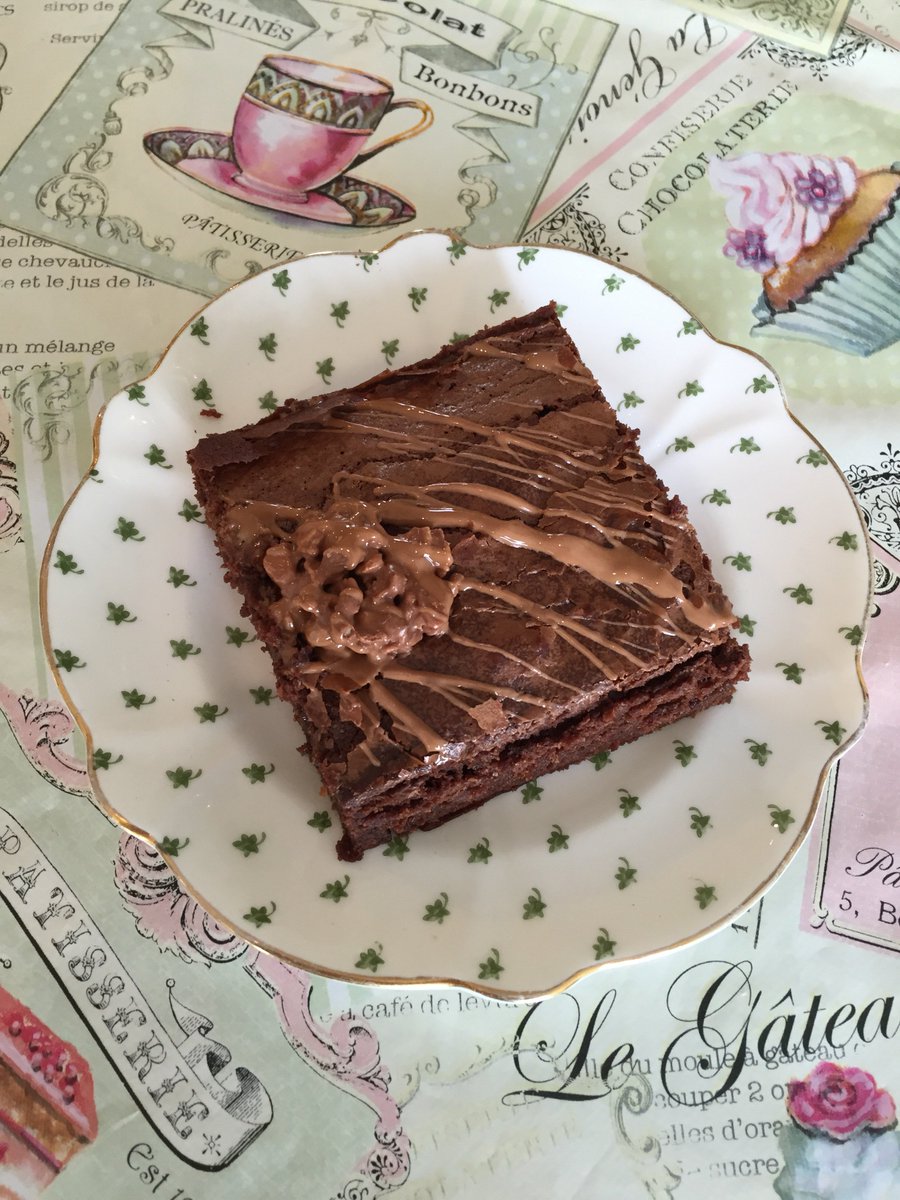 cakesthediff's tweet photo. Why not come and try our new brownie? #crunchiebrownie #cakesthedifference #cakes #brownie https://t.co/KFYRWESs4A