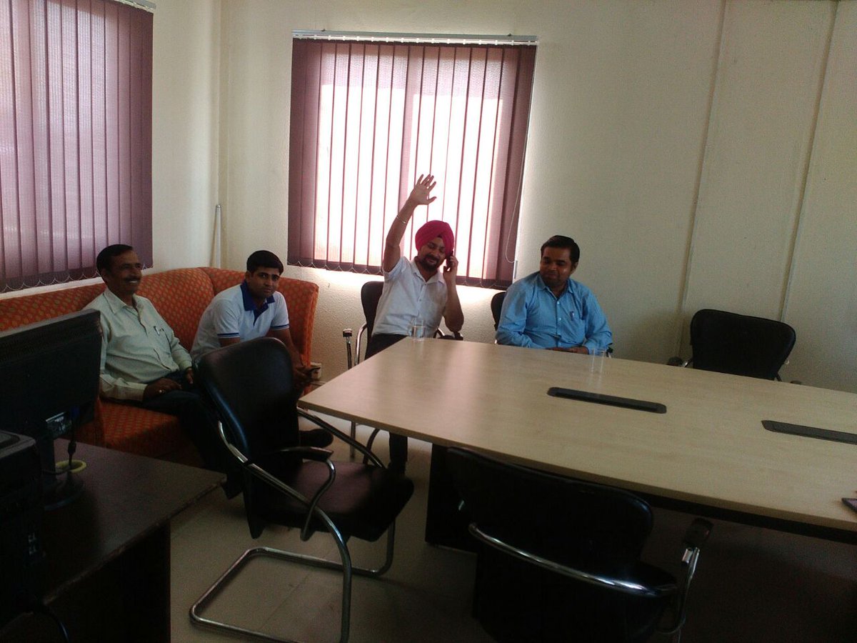 Unitechstaffass's tweet photo. #SALARYDELAYS #PROJECTSDELAYS #UNUTECHMOHALI PROJECT WORK STOPPED DUE TO BACKLOGS OF STAFF SALARY 9-12 MONTHS @dna https://t.co/P3XyWHdai9
