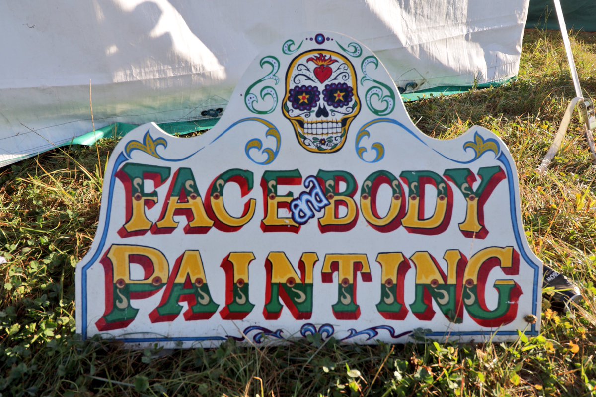 We're here and ready to get going with <a href="/Livingartshow/">The Living Art Show</a> <a href="/MauiWauiEvents/">Maui Waui Festival</a> festival. Going to be a good one!