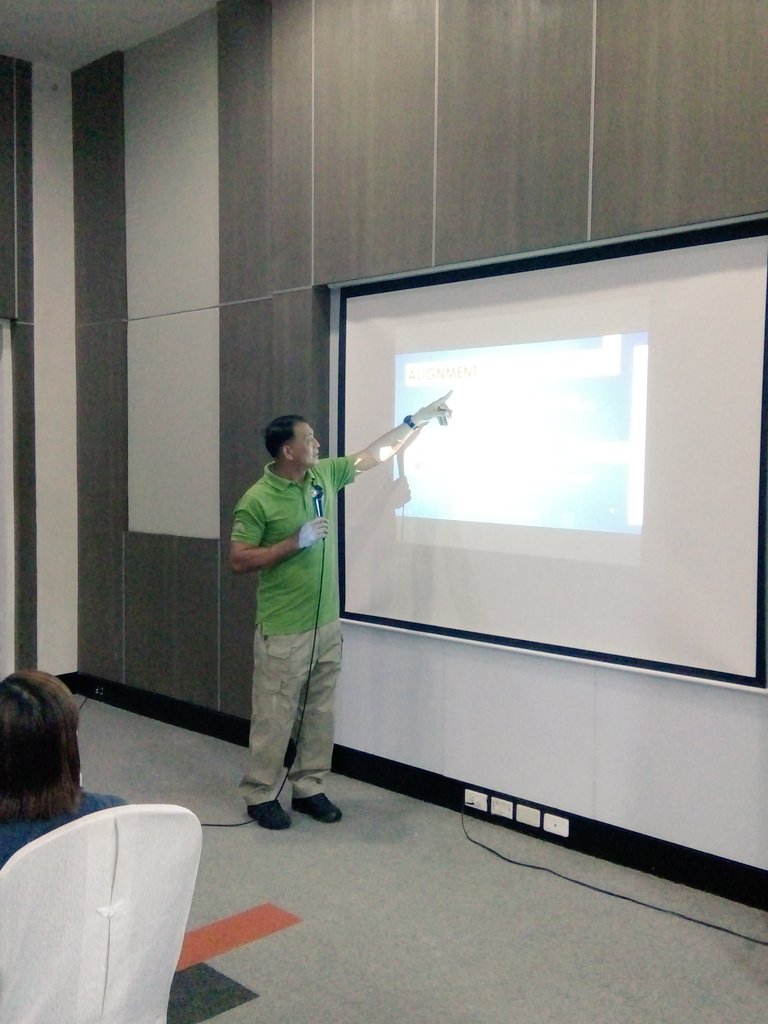 rdpro12's tweet photo. ATM:PCSUPT TRAIN delivered his lecture on the major thrusts of Nat'l Govt in curbing criminlity b4 d Bayugan LCE's https://t.co/1HwPQtCMLN