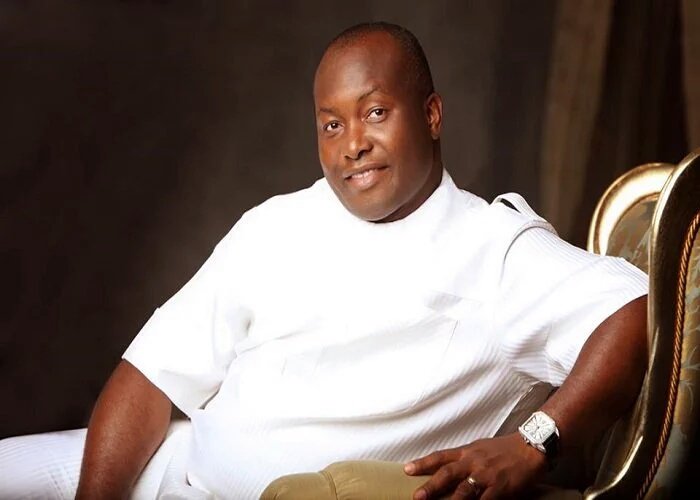 aNEWNIGERIA's tweet photo. @Dr_IfeanyiUbah is a man who has raised youthful structure to repositioning the Nigerian youth.  #IfeanyiUbahTurns45 https://t.co/YfZFzI7ZDM