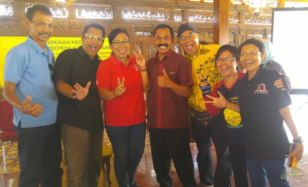 Bersama Pak Rudy Walkot Solo dalam acara SOLO LESTARI BERSEPEDA