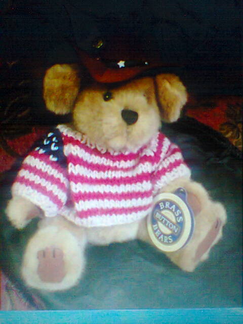 coincoin01cw's tweet photo. @KathyHilton #AMERICANBEARS omg !!! new friend,@ParisHilton,@OnlineHilton from glendale on the road here ! see you https://t.co/PIUtL9LXdg