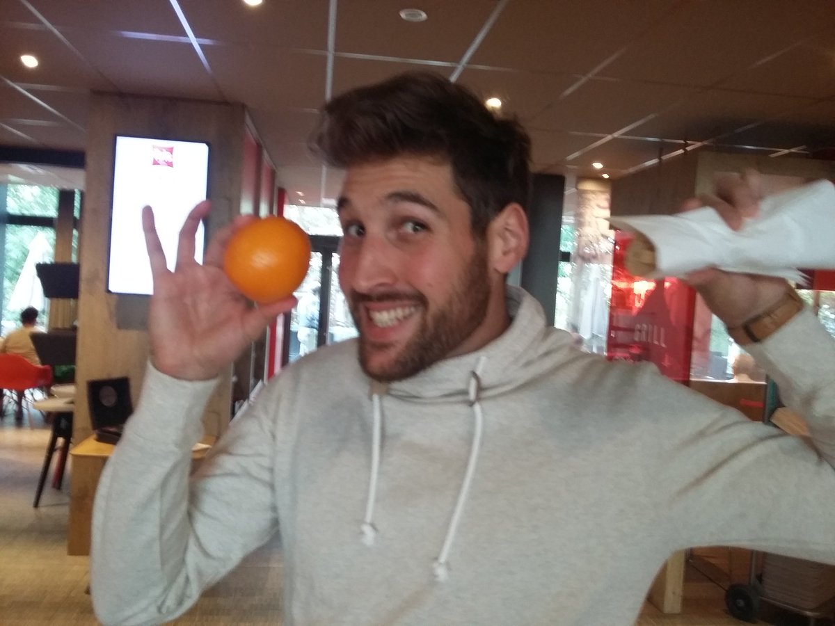 From #Geneve to #Metz.When the going gets tough, the tough get going!!! <a href="/TheStartupBus/">StartupBus</a> <a href="/StartupBusFR/">StartupBus France</a> <a href="/StartupBusITA/">StartupBus Italia</a>