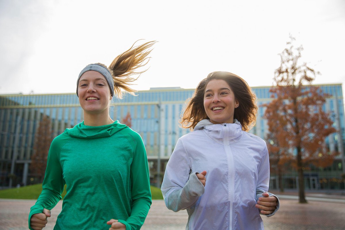 Brooksrunninguk's tweet photo. Did you know 30-40 minutes of moderate exercise 3x per week can improve your mood and make you Run Happy. #Run4Ideas https://t.co/Mc530hYm0C
