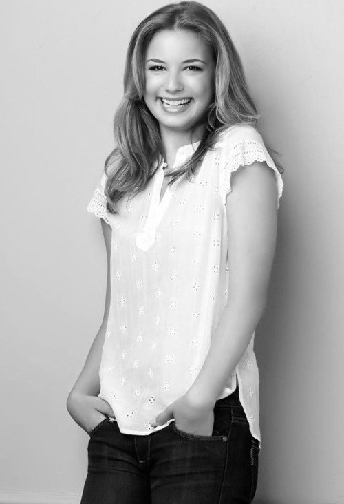 Aldub0015's tweet photo. Emily VanCamp appreciation post. https://t.co/GNPT9b6yQn