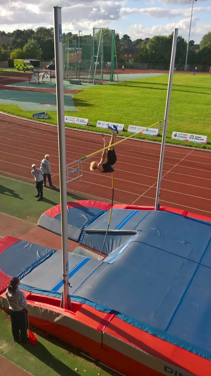 RebeccaKrence's tweet image. In action @_SchoolGames @lindley_harris @SheffDearneAC @DearneALC #2016SG