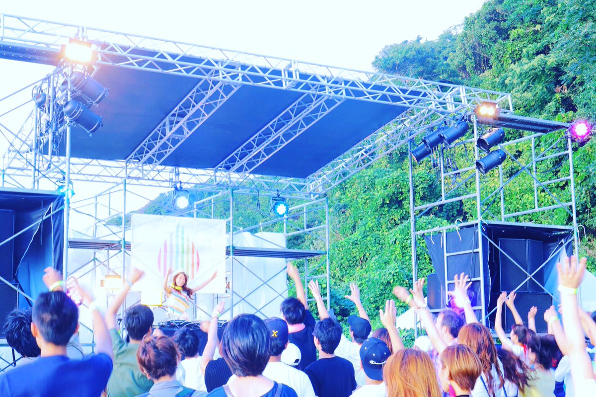 andlevic's tweet photo. ANDLEVIC 2016 PHOTO'S
【DJ TIME】 https://t.co/7fbS8RnRVT