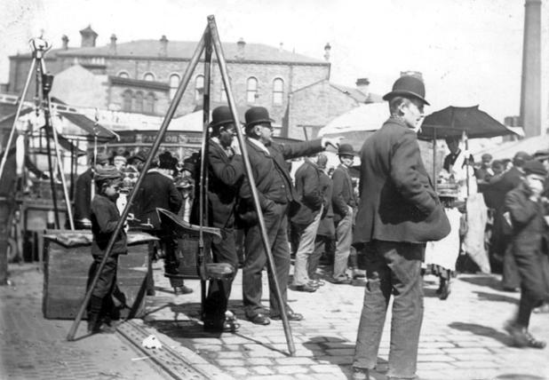 Some of our oldest #Barnsley Market pics are from the 1890s and show the 5 minute warning bell &amp; weigh house