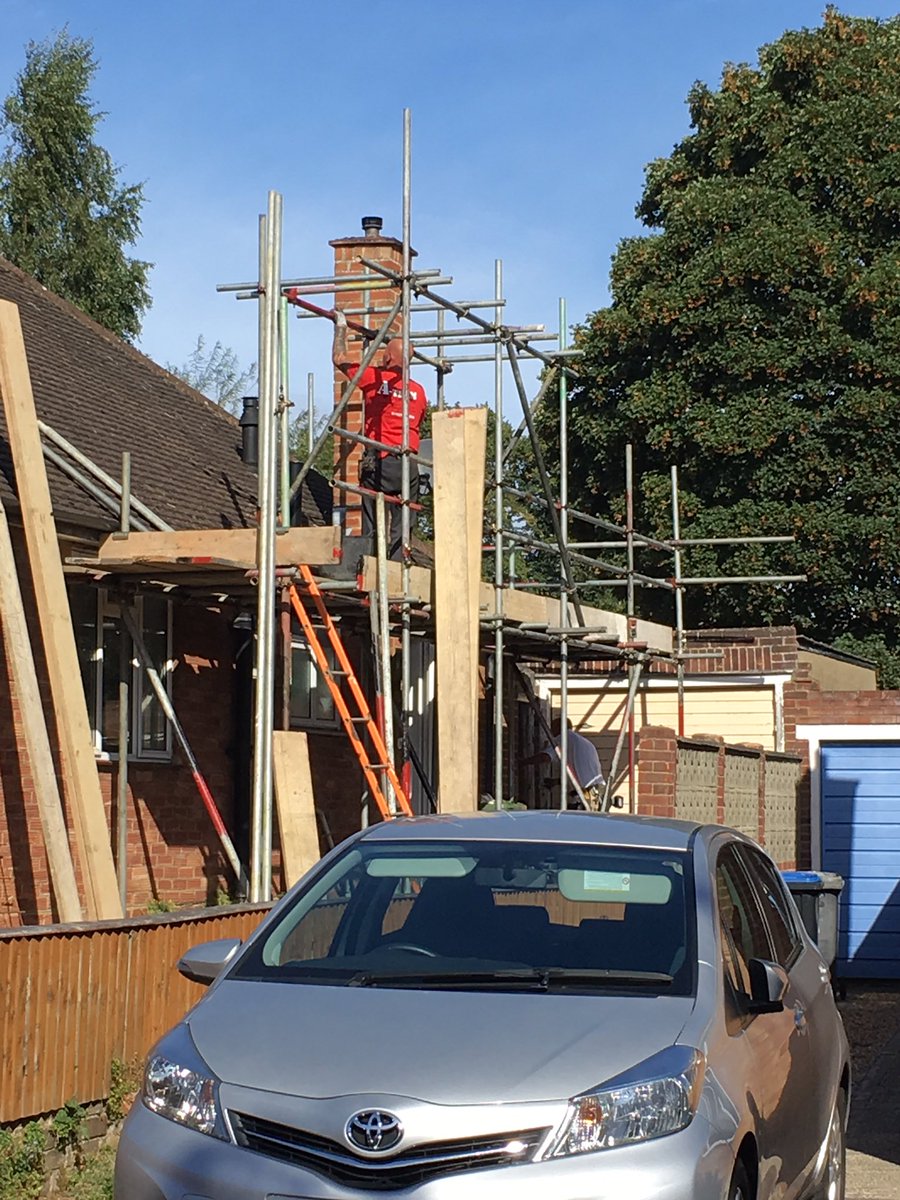 camberfordconst's tweet photo. Scaffolding going up for our next project thanks to @Ateamscaffolds #loftconversion #extension https://t.co/fE7l1ZHofu