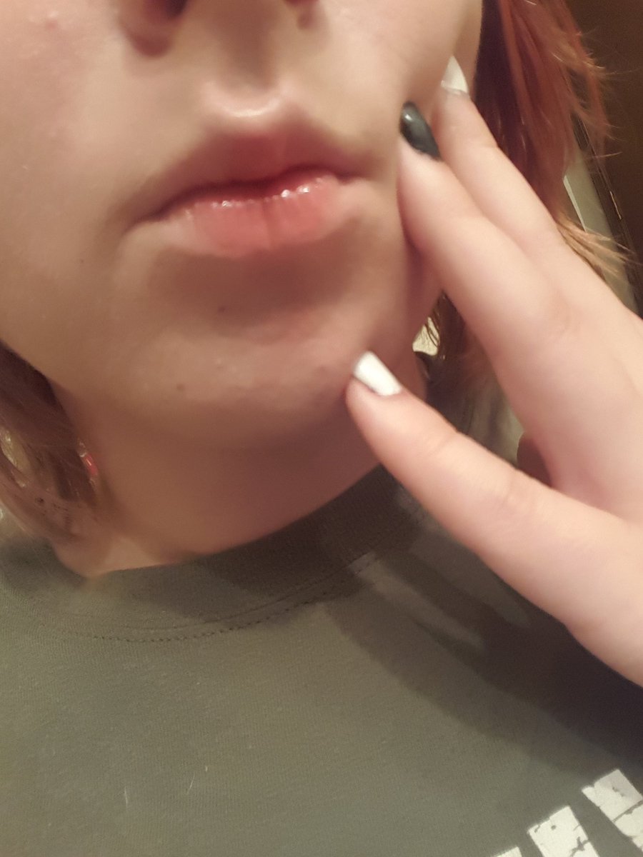 TammiBoi's tweet photo. Doll lips I may do a YouTube video about it https://t.co/cpB5baMMWs