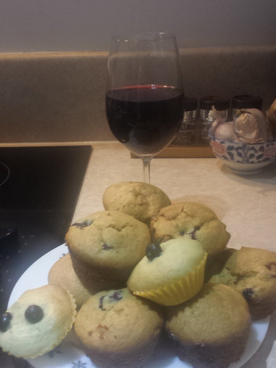 Those nights when this happens #cookingwithwine #bakingtriumphs #midnightfeasts #wine #glutenfree