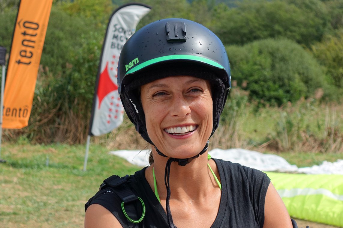 airsports_fai's tweet photo. A beautiful picture of Christina Kolb from Austria, the new Women's World Paragliding Aerobatic Champion #WPAC2016 https://t.co/4PCIjE4v3k