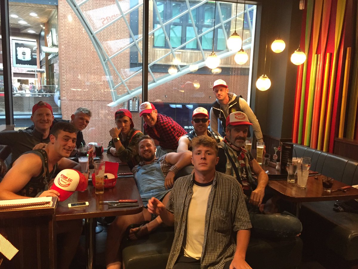 SteepCricket's tweet photo. Living the dream!! #sausagelife #allthelads #cozwecan https://t.co/YWwQGLcr4J