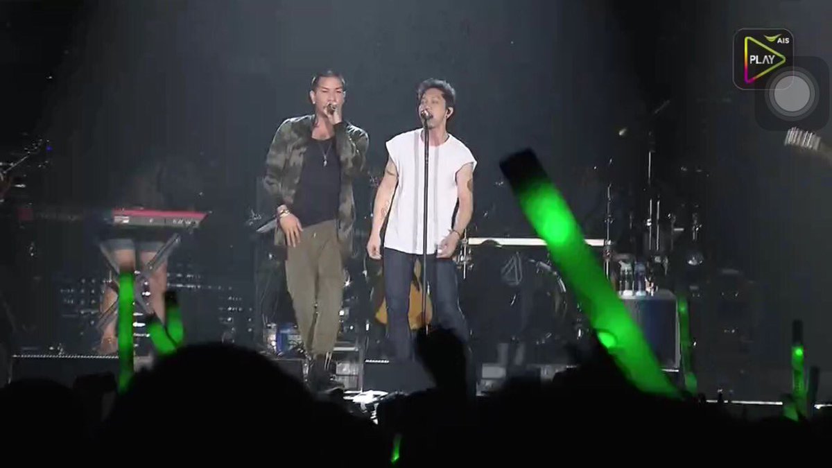 GMMBRAVO's tweet image. กรี๊ดดด พี่แบงค์มาแจมด้วยยย 😍 #PACK4 ดูสดผ่าน #AISPLAY และ #AISPLAYBOX ตอนนี้เลย