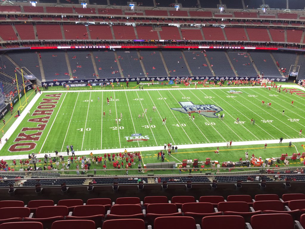 Jessica Coody The 16 Sooner Sports Gameday Crew Excited To Have These Guys On Board We Re Live At 10 On Foxsportssw Tune In