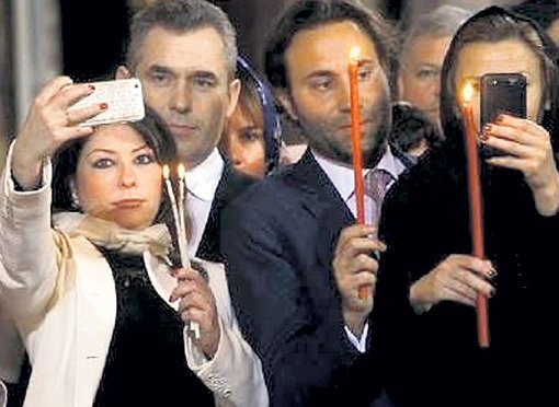 http://pbs.twimg.com/media/CrbCkWfWIAA15Ji.jpg